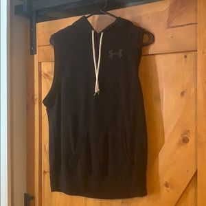 Under armour sleeveless hoodie medium
